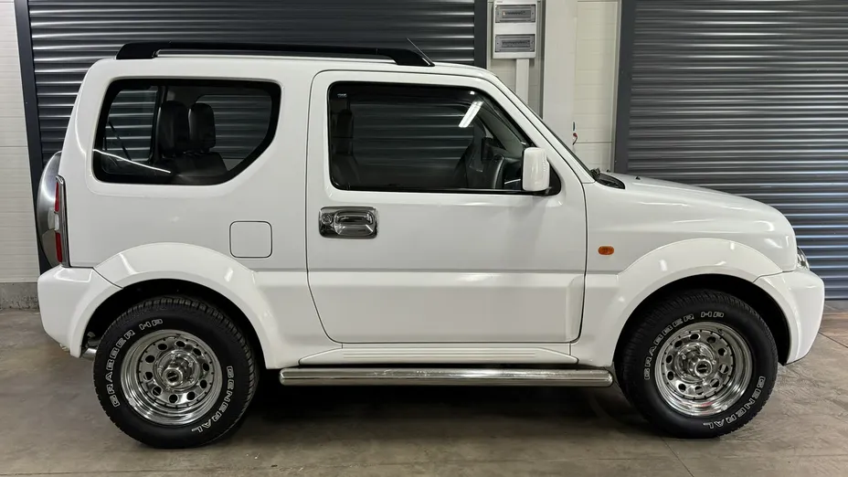 SUZUKI Jimny -