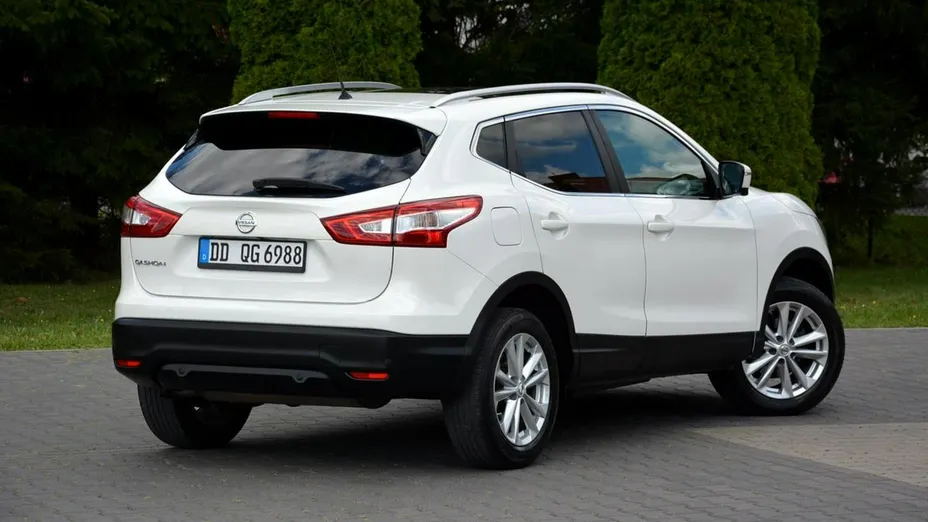 NISSAN Qashqai -