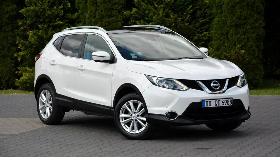 NISSAN Qashqai -
