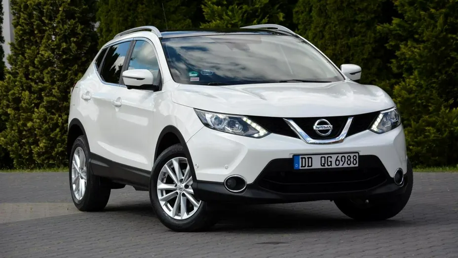 NISSAN Qashqai -