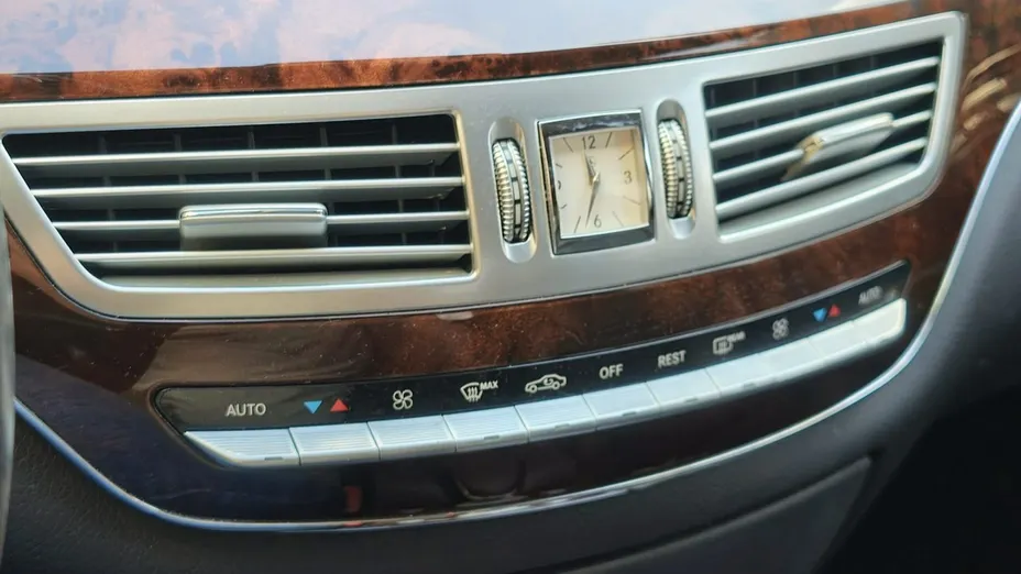 MERCEDES-BENZ S Klasa -