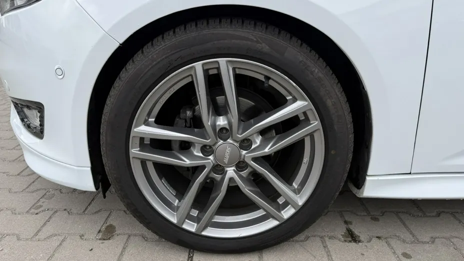 FORD Focus -