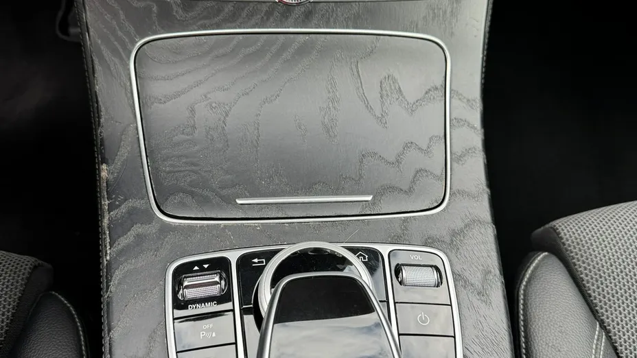 MERCEDES-BENZ E Klasa -