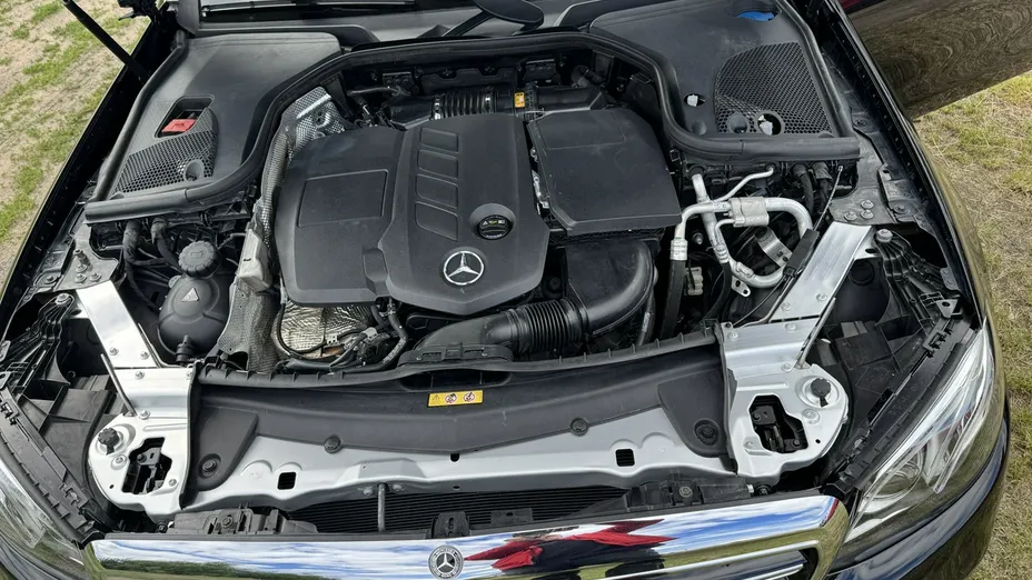 MERCEDES-BENZ E Klasa -