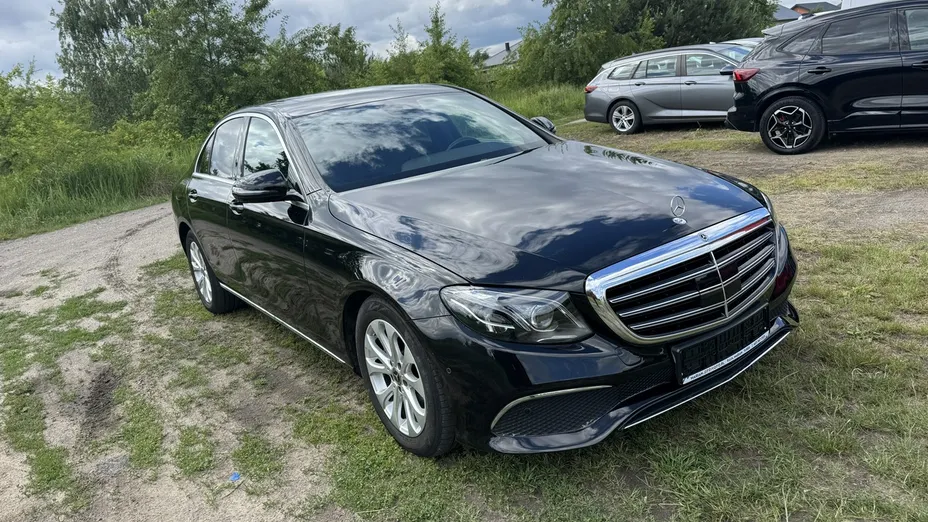 MERCEDES-BENZ E Klasa -