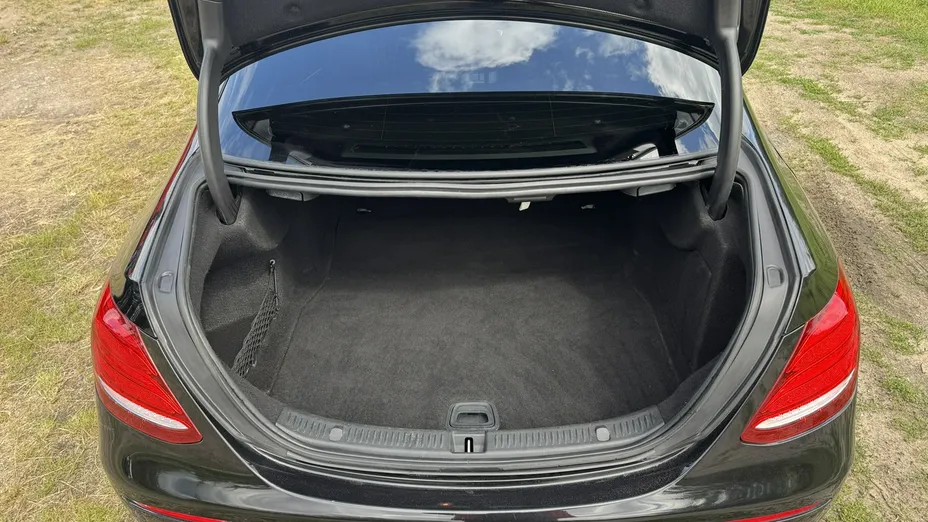 MERCEDES-BENZ E Klasa -