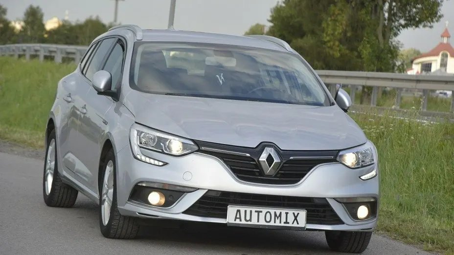 RENAULT Megane -
