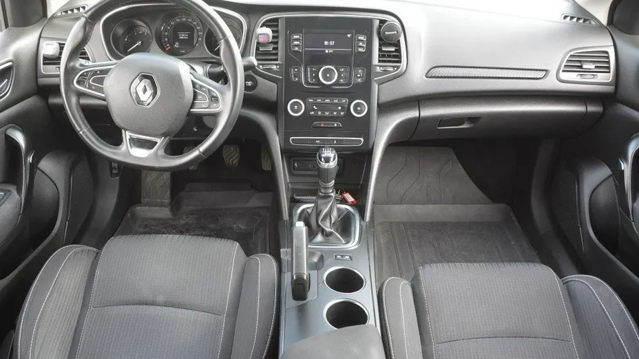 RENAULT Megane -