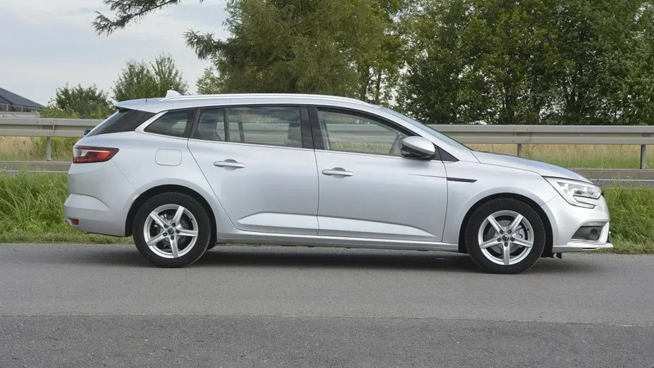 RENAULT Megane -
