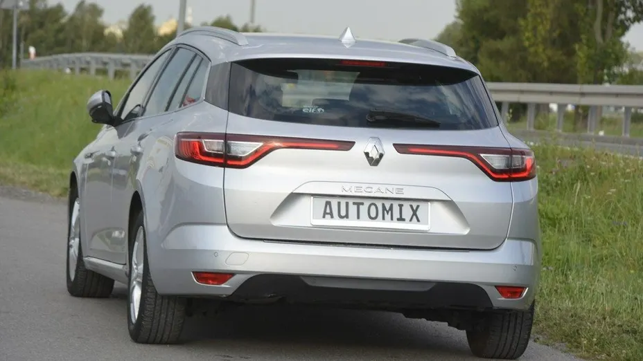 RENAULT Megane -