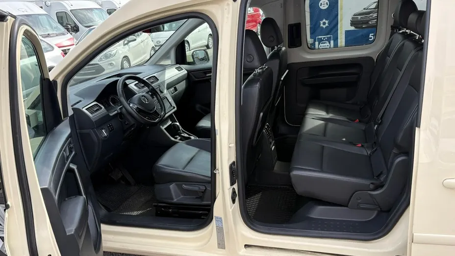 VOLKSWAGEN Caddy -