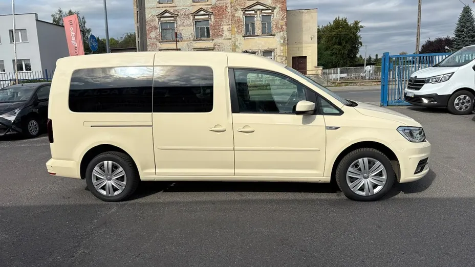 VOLKSWAGEN Caddy -