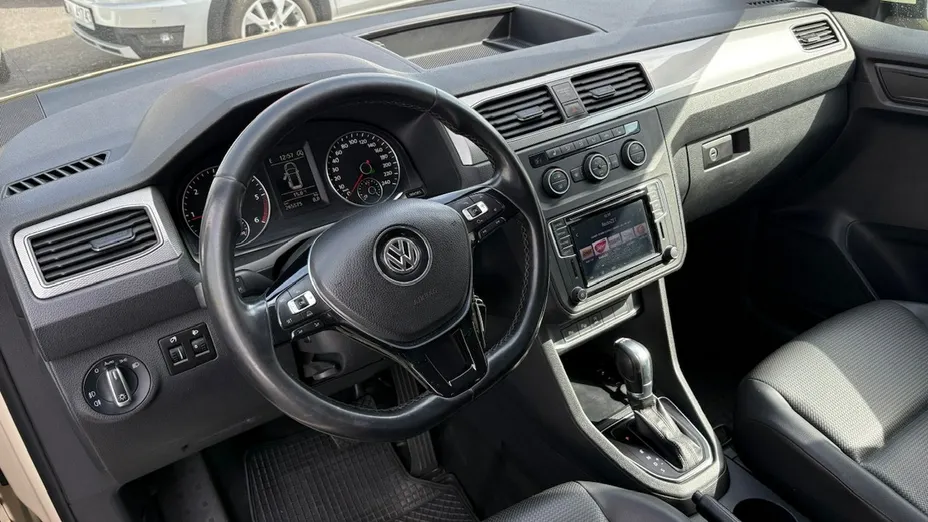 VOLKSWAGEN Caddy -