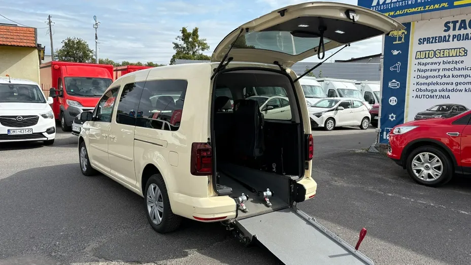 VOLKSWAGEN Caddy -