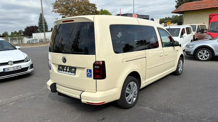 VOLKSWAGEN Caddy -