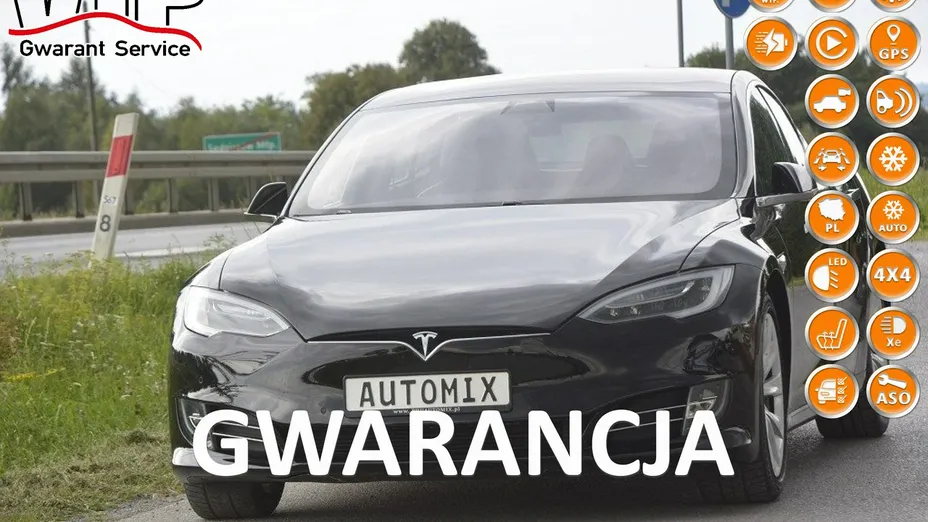 TESLA Model S -