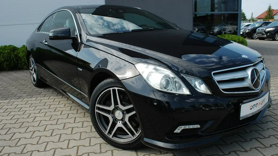 MERCEDES-BENZ E Klasa -