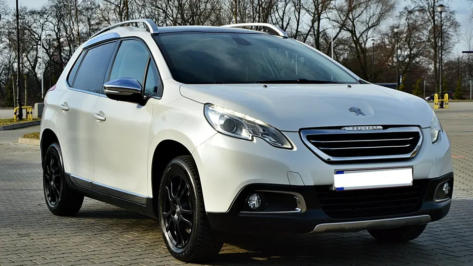 PEUGEOT 2008 -