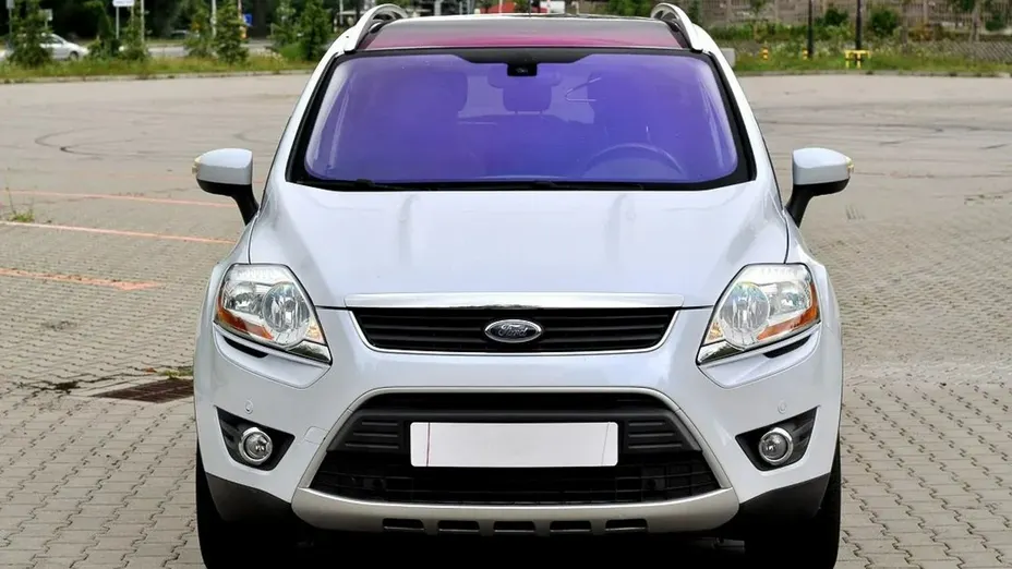FORD Kuga -