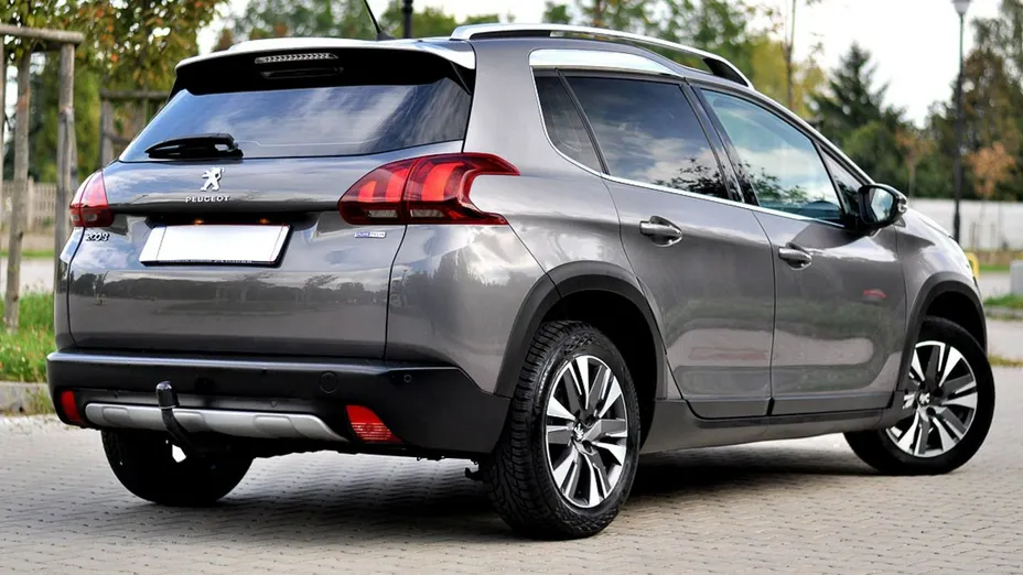 PEUGEOT 2008 -