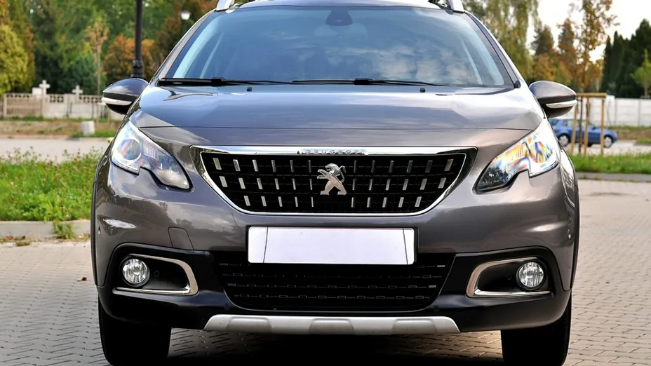 PEUGEOT 2008 -