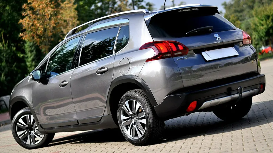 PEUGEOT 2008 -