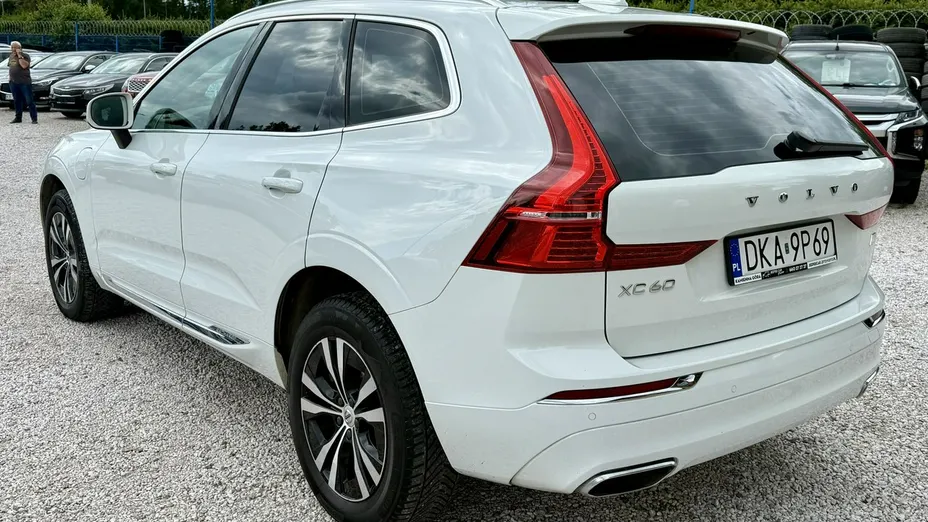 VOLVO XC60 -