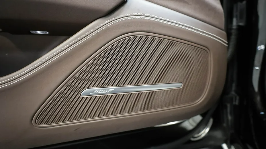 AUDI A8 -