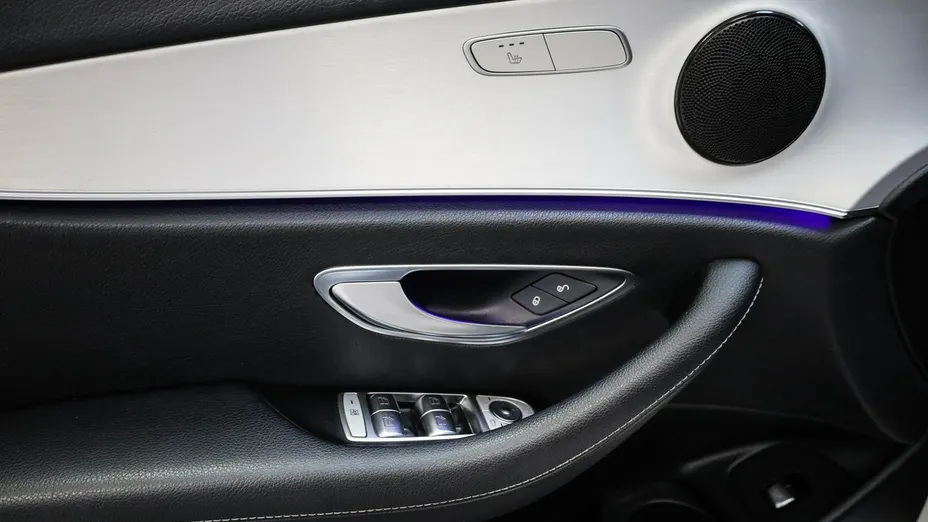 MERCEDES-BENZ E Klasa -