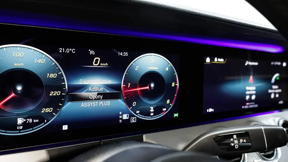 MERCEDES-BENZ E Klasa -