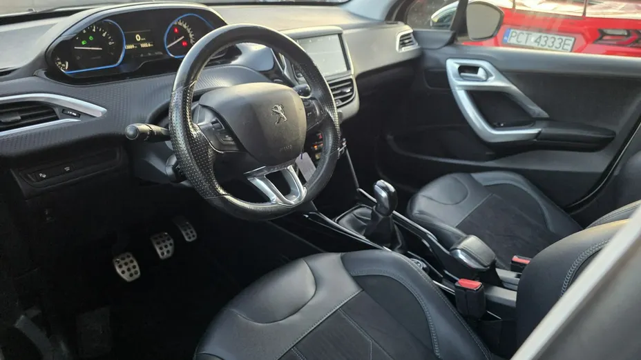 PEUGEOT 2008 -