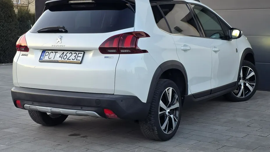 PEUGEOT 2008 -