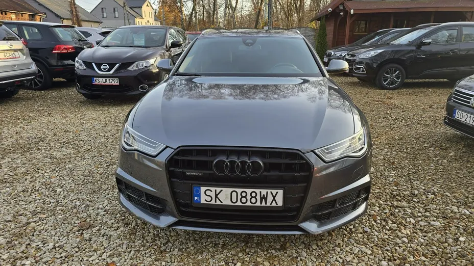 AUDI A6 -