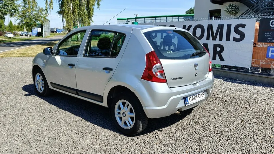 DACIA Sandero -