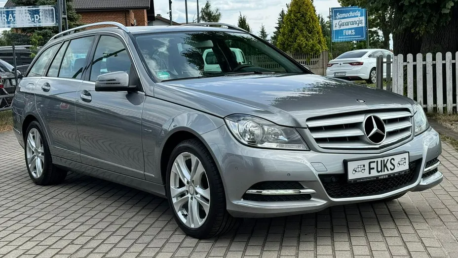 MERCEDES-BENZ C Klasa -