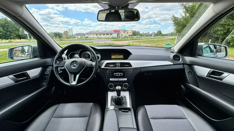 MERCEDES-BENZ C Klasa -