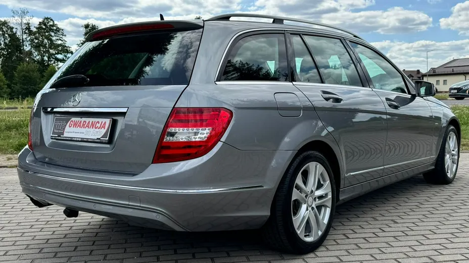 MERCEDES-BENZ C Klasa -