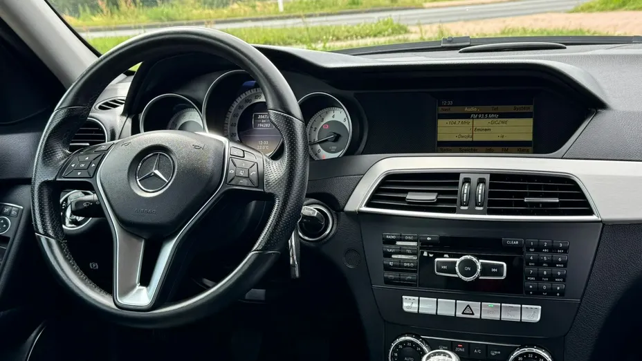 MERCEDES-BENZ C Klasa -