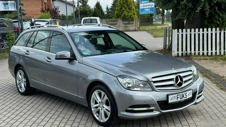 MERCEDES-BENZ C Klasa -
