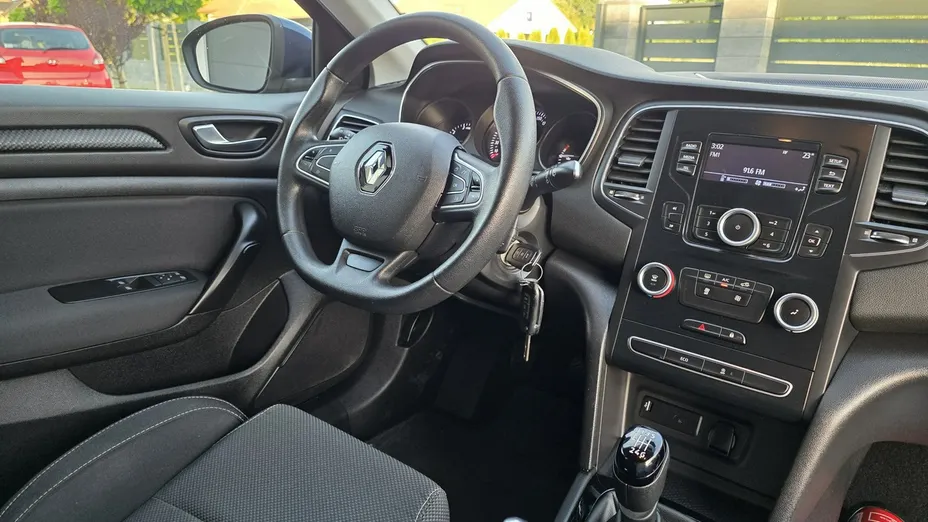 RENAULT Megane -