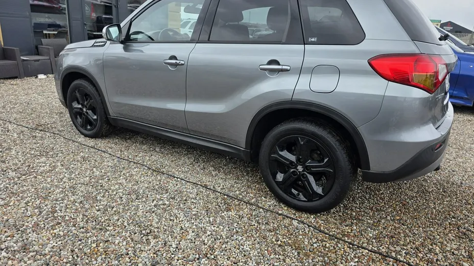 SUZUKI Vitara -