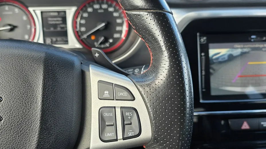 SUZUKI Vitara -