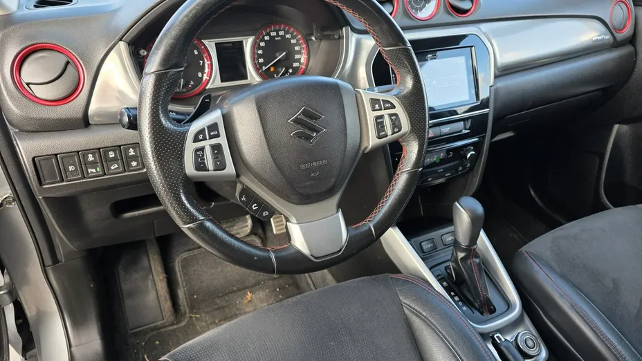 SUZUKI Vitara -