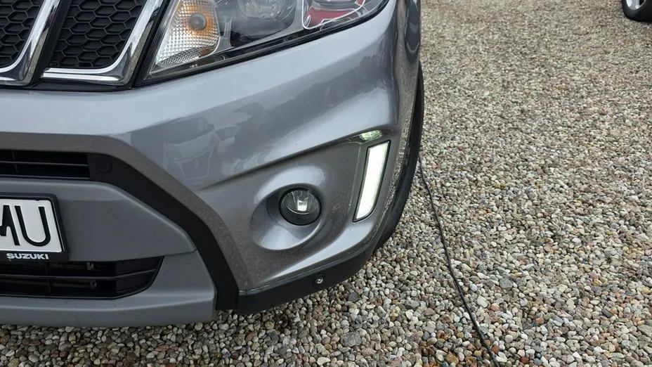 SUZUKI Vitara -