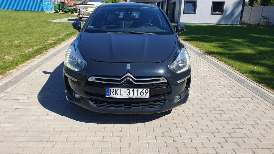 CITROEN DS5 -