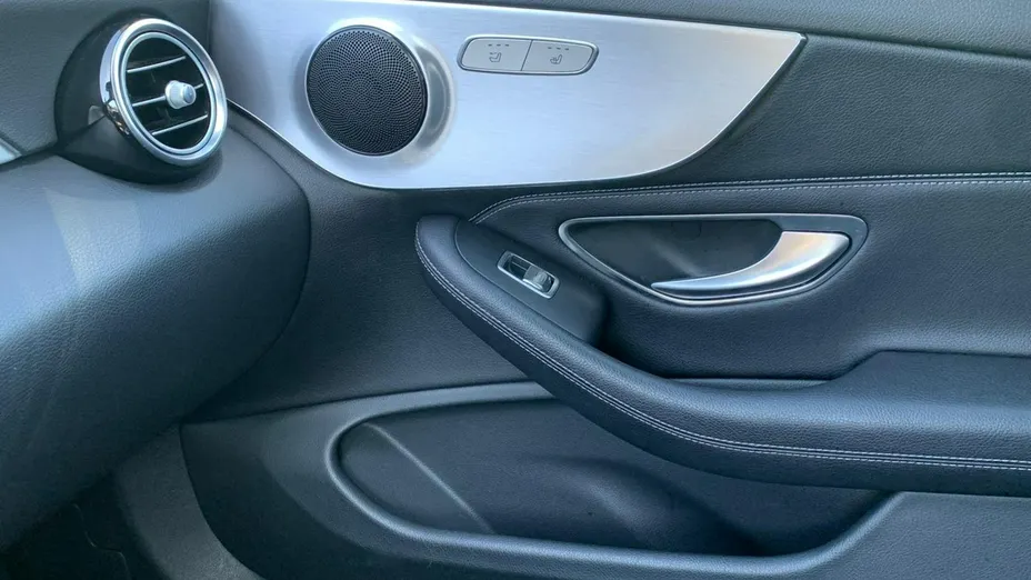 MERCEDES-BENZ C Klasa -