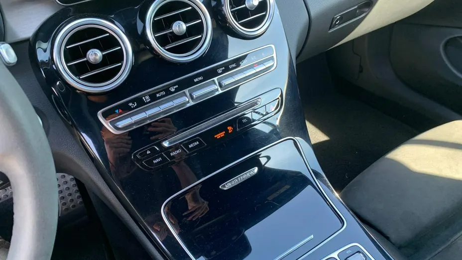 MERCEDES-BENZ C Klasa -