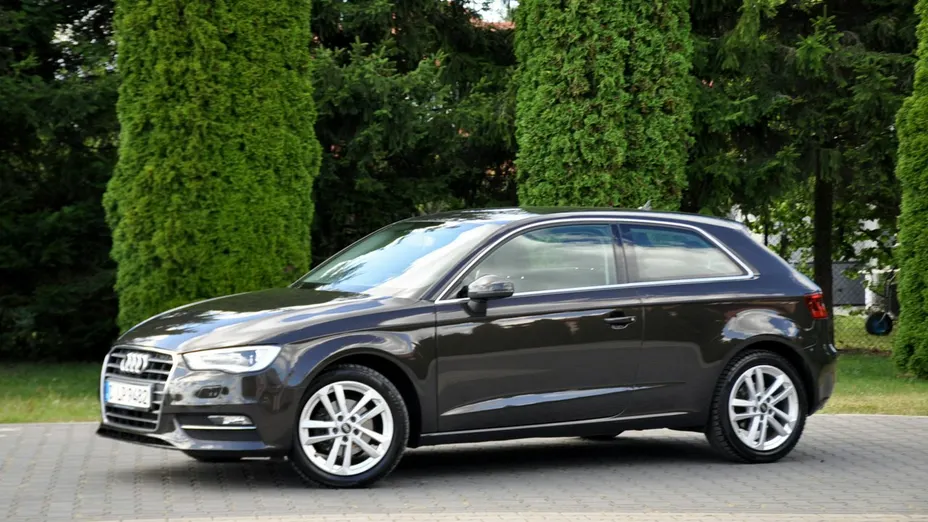 AUDI A3 -