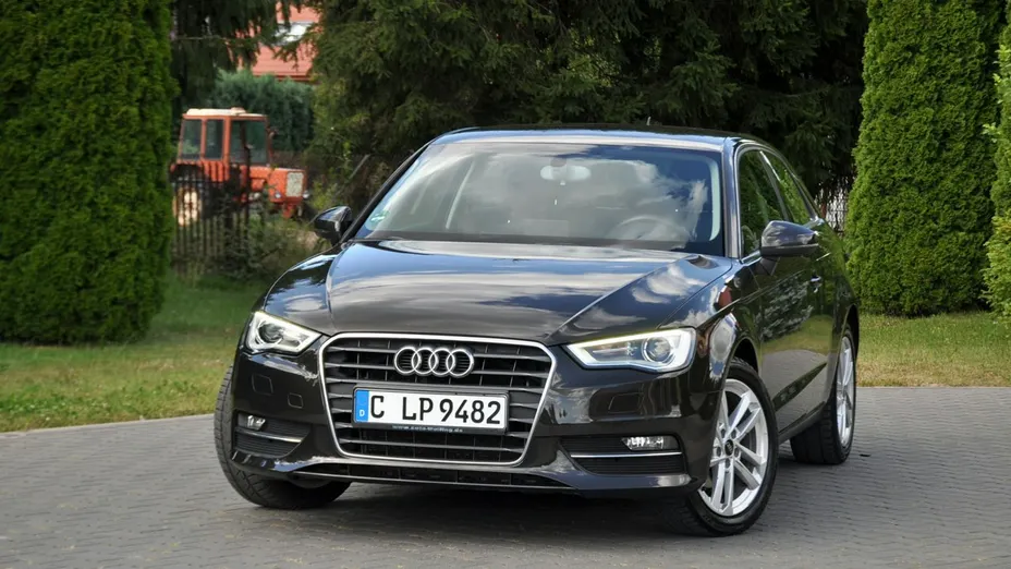 AUDI A3 -