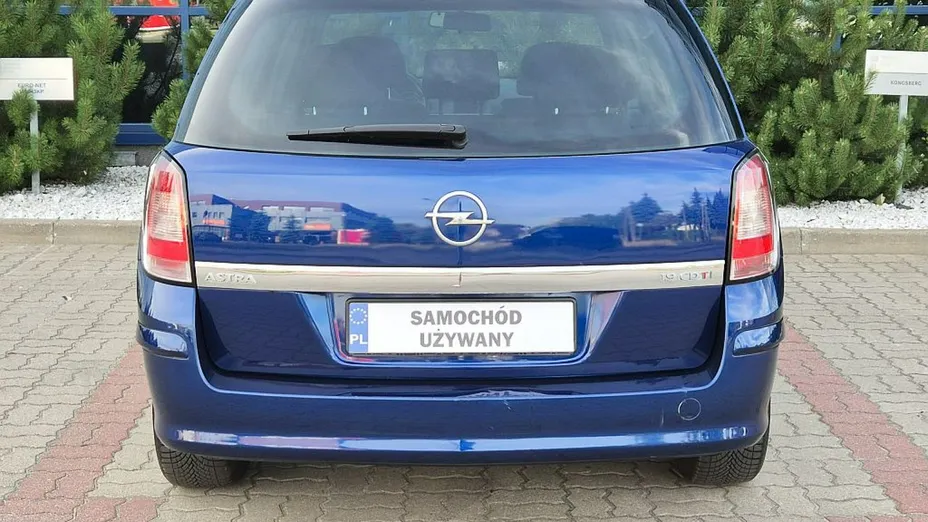 OPEL Astra -